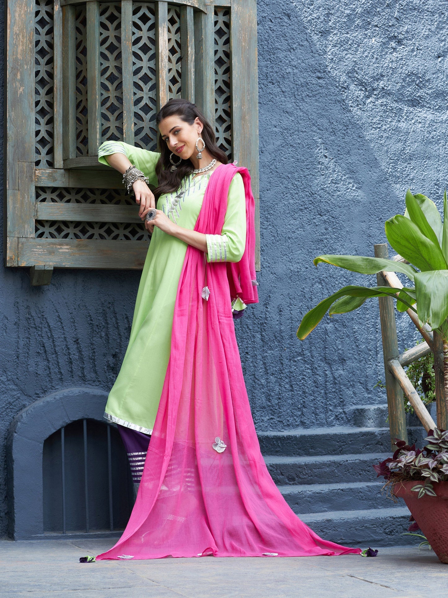 Women's Green & Purple Gota Anarkali Kurta Set With Fuchsia Dupatta