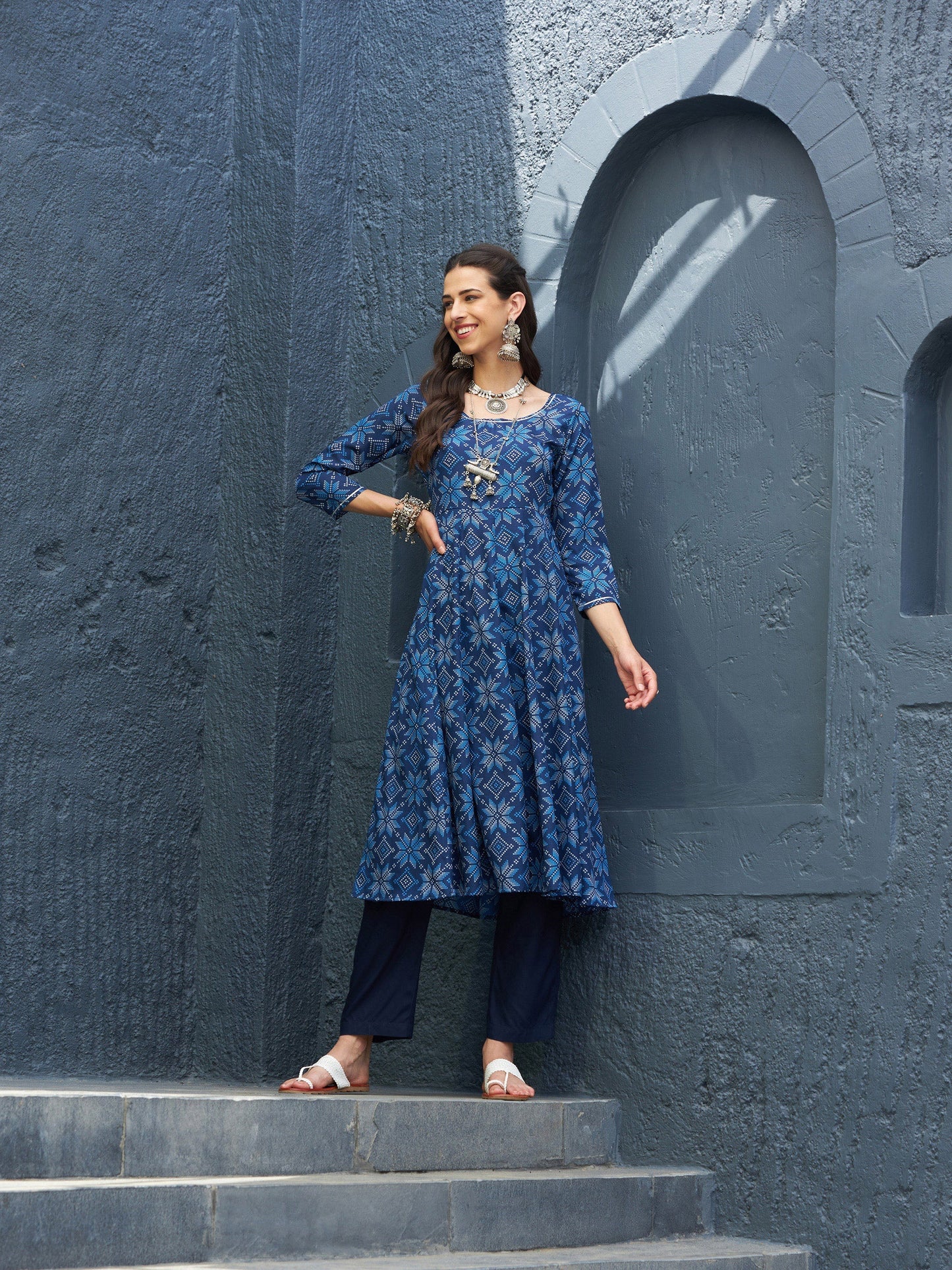Women's Blue Floral Anarkali Kurta With Navy Pants