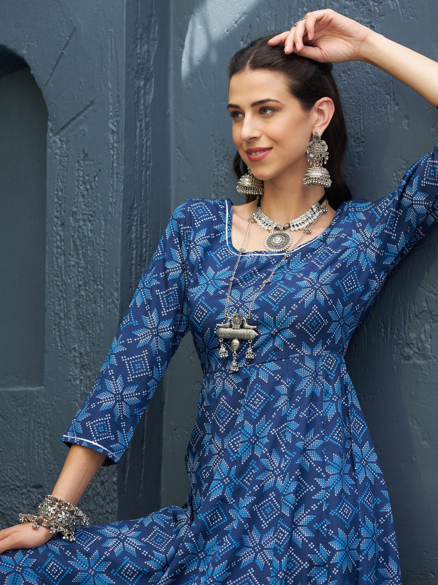 Women's Blue Floral Anarkali Kurta With Navy Pants