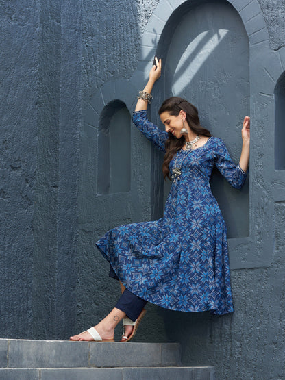 Women's Blue Floral Anarkali Kurta With Navy Pants