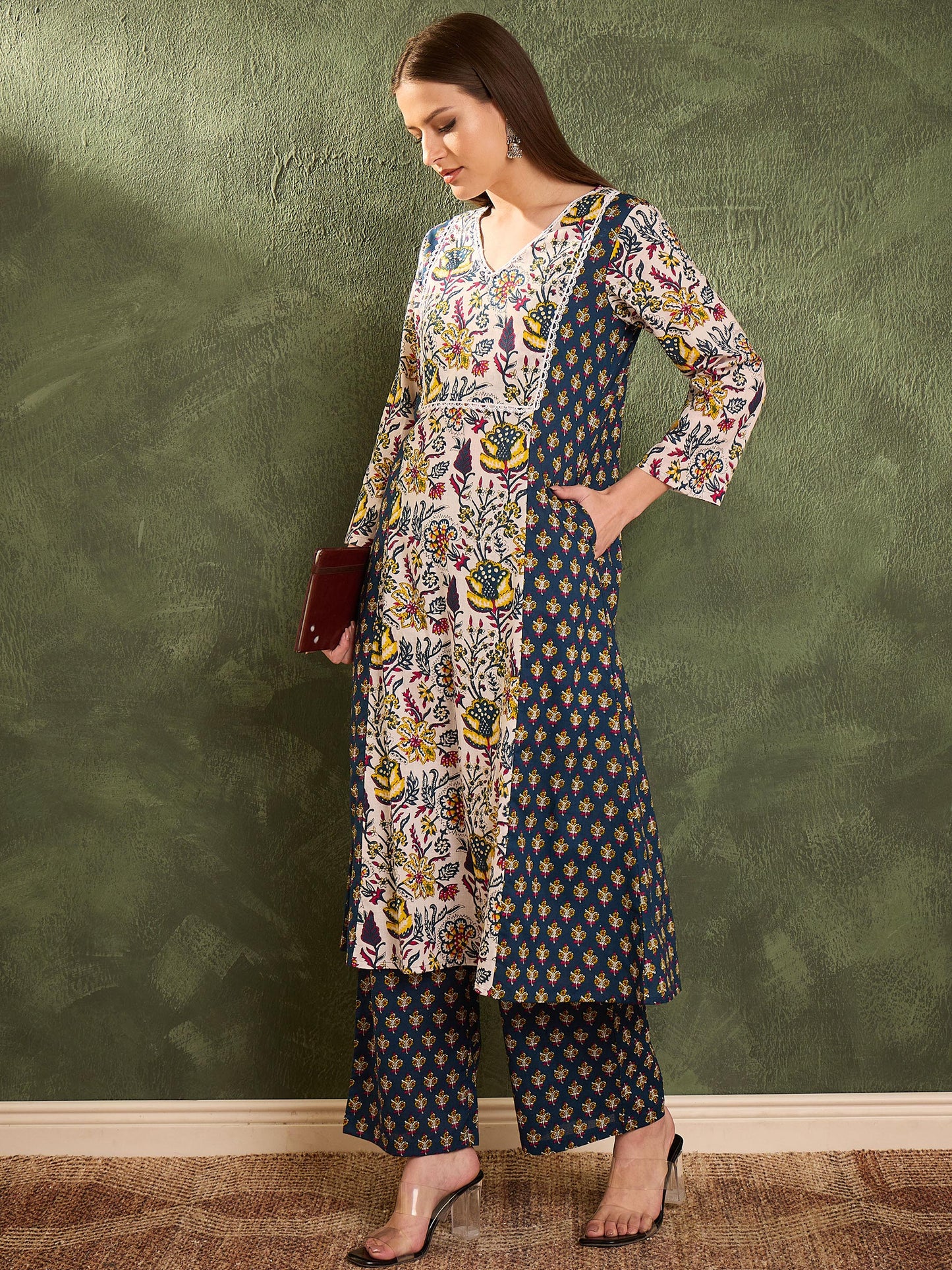 Women's Blue Floral Front Yoke Kurta With Pants