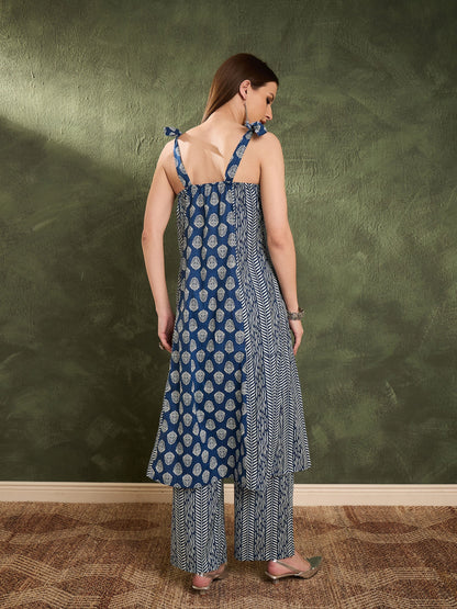 Women's Blue Floral Front Button Slit Kurta With Pants