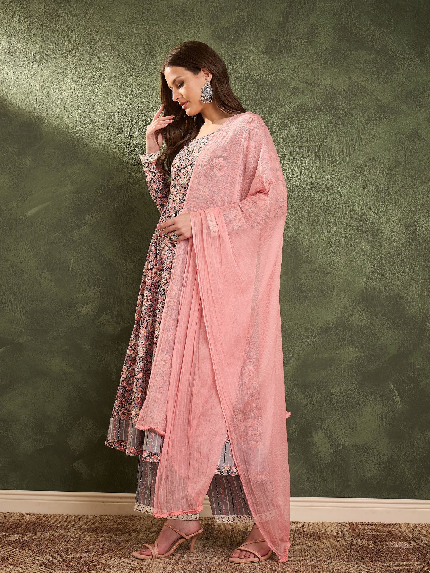 Women's Pink & Grey Floral Anarkali Kurta Set with Dupatta