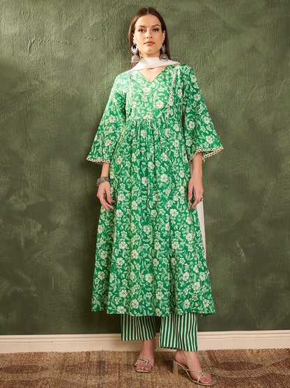 Women's Green & White Floral Gathered Kurta Set with Dupatta