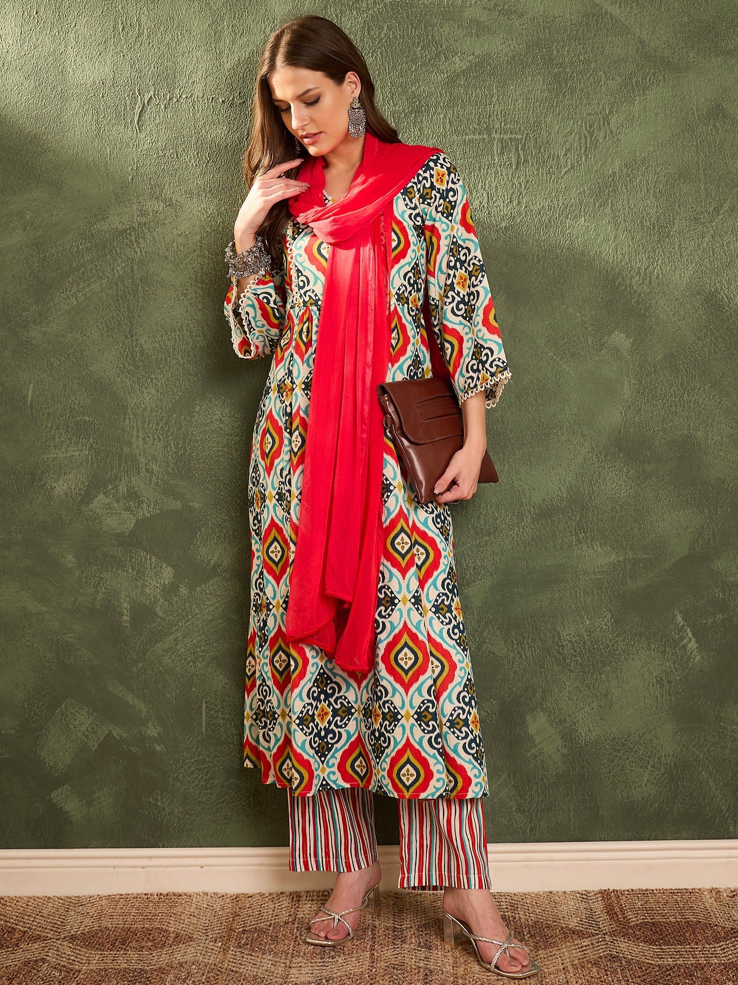 Women's Blue & Red Ikat Print Gathered Kurta Set with Dupatta