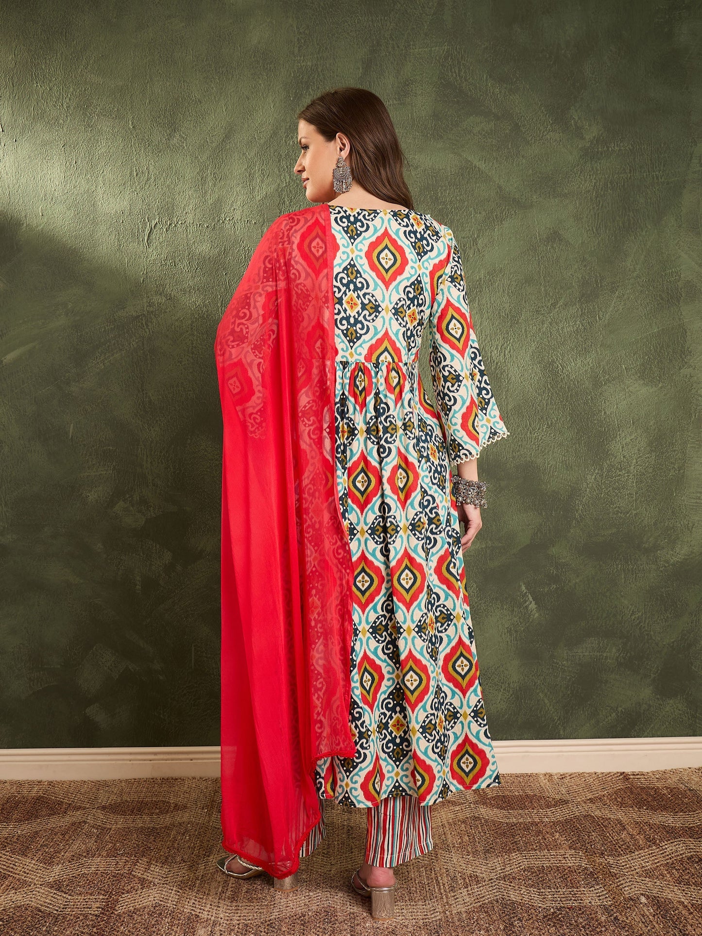 Women's Blue & Red Ikat Print Gathered Kurta Set with Dupatta