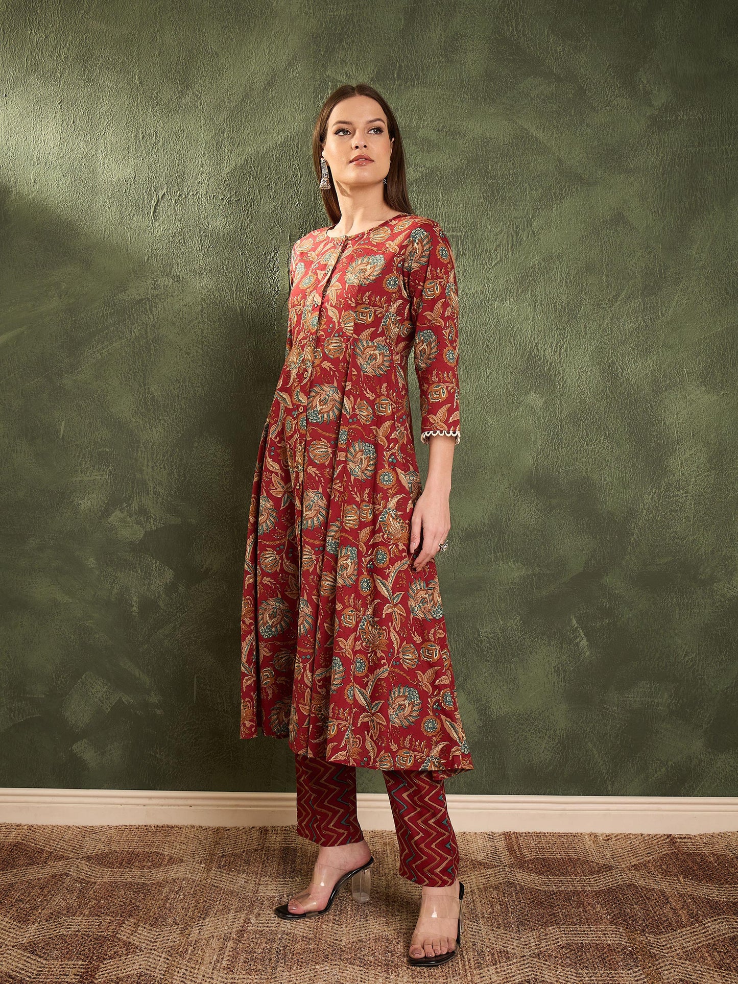 Women's Maroon Floral Button Pocket Kurta With Pants