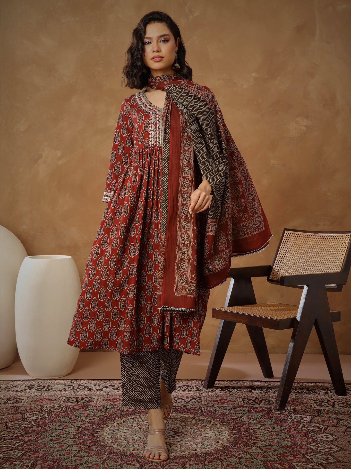 Women's Maroon Floral Gathered Kurta With Pants & Dupatta