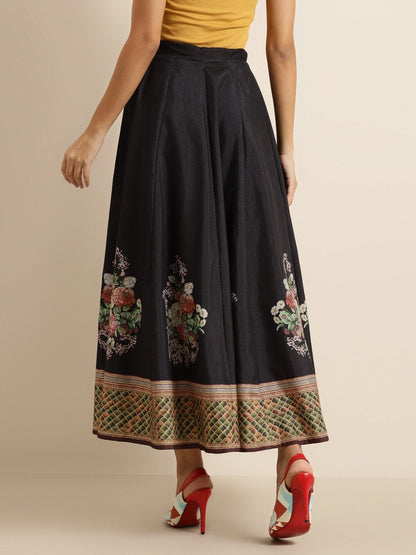 Women's Black Floral Kali