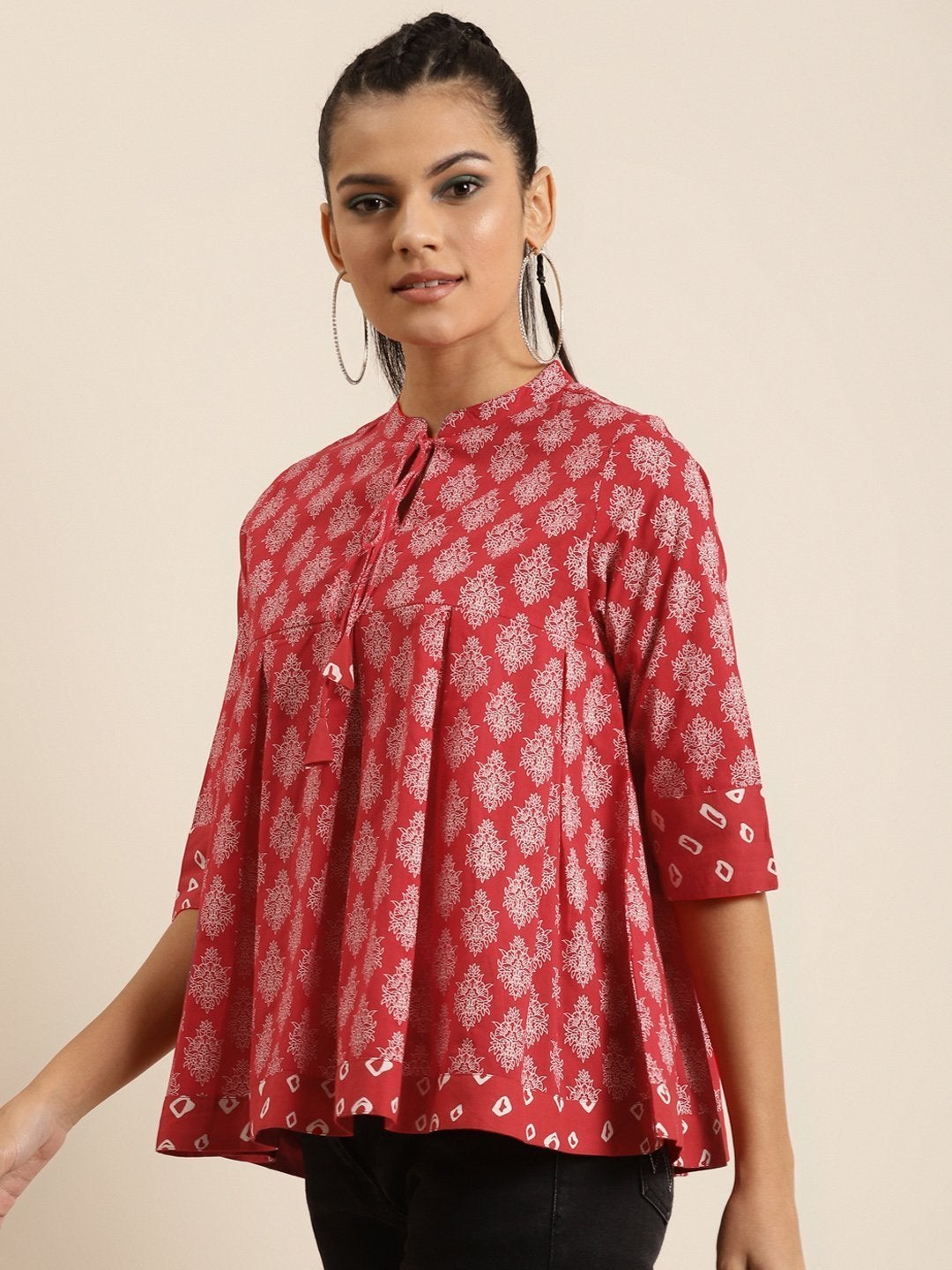 Women's Red Floral Box Plea