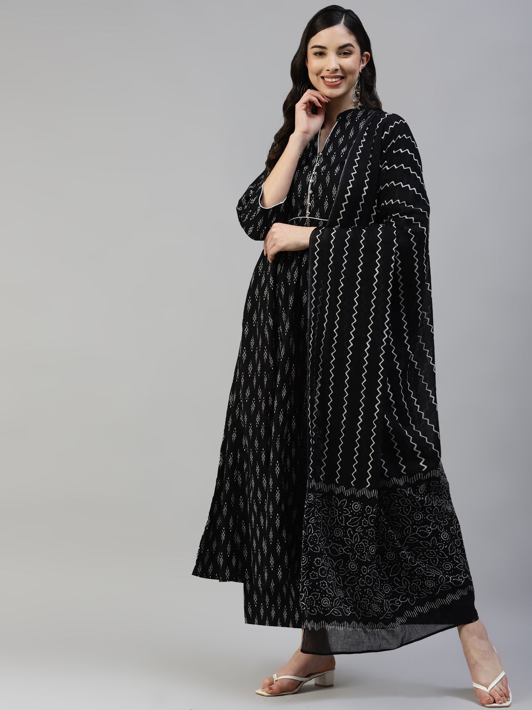 Color_Black