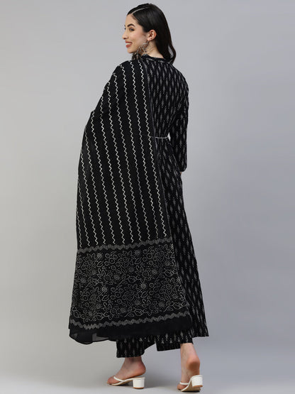 Color_Black