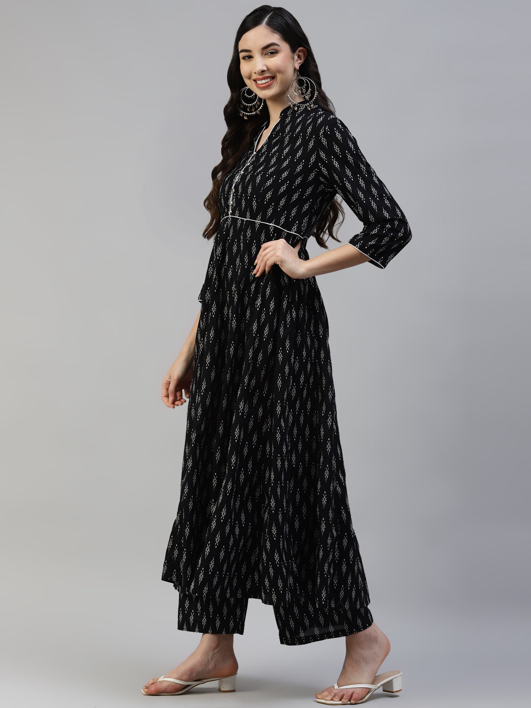 Color_Black