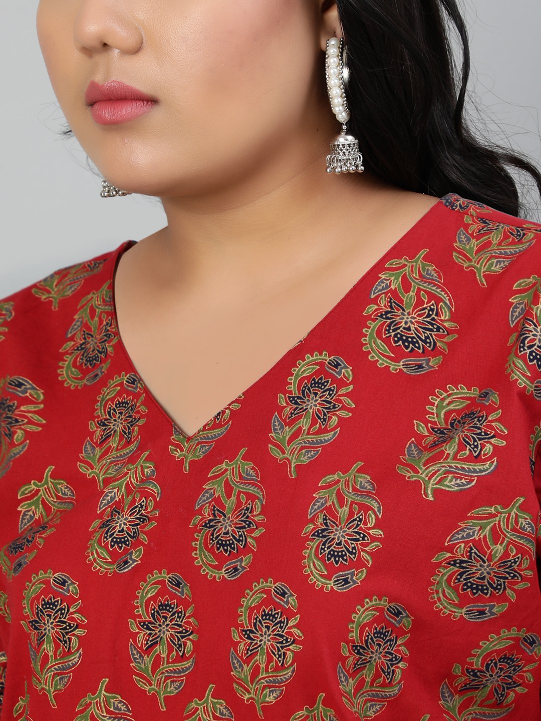 Women's Red Ethnic Motifs Printed Regular Straight Kurta