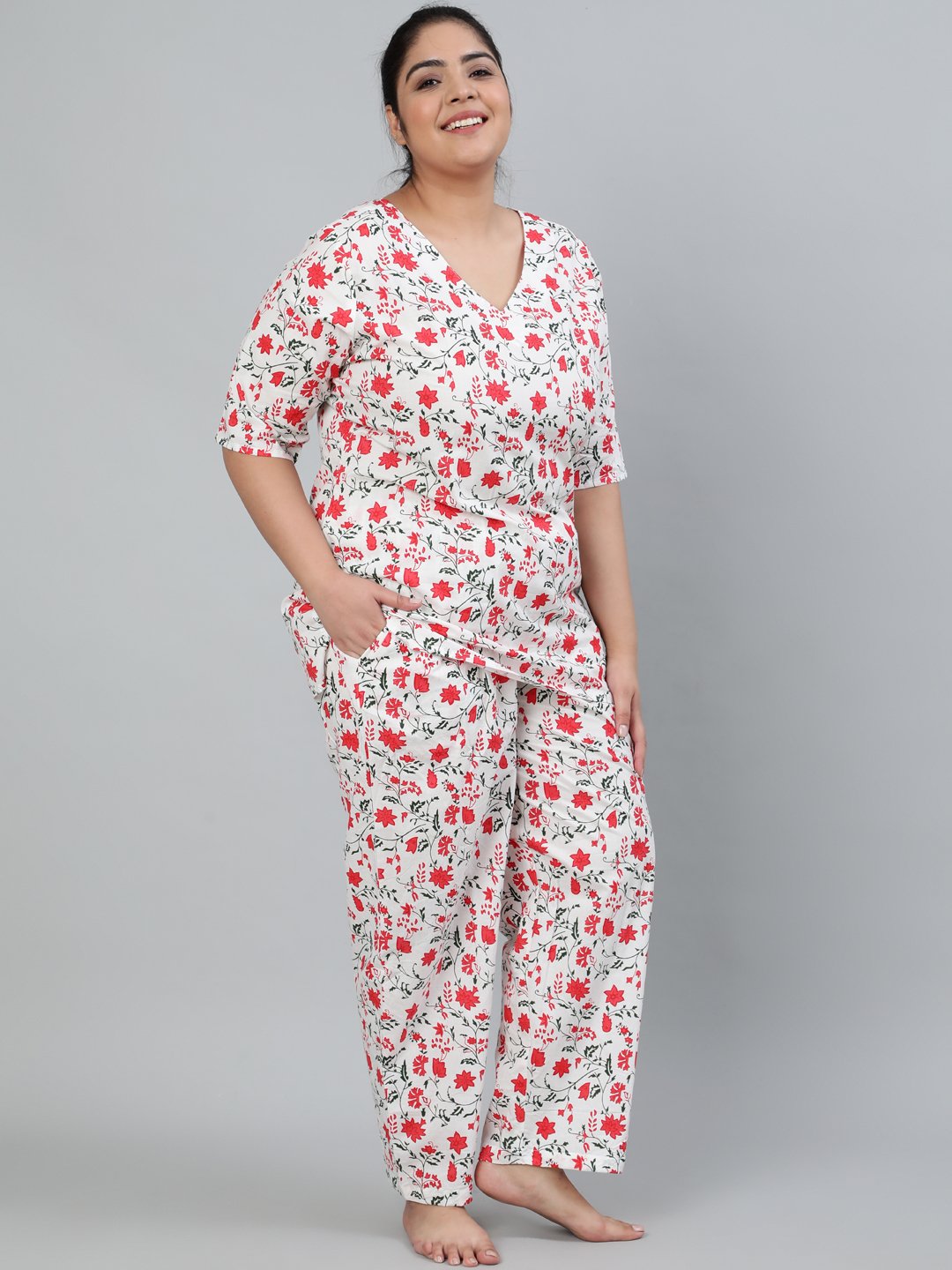 Women's Plus Size Off-White Floral Printed Night Suit With Half Sleeves