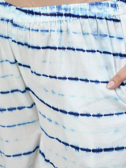 Women's Plus Size Off- White Tie-Dye Printed Night Suit With Half Sleeves