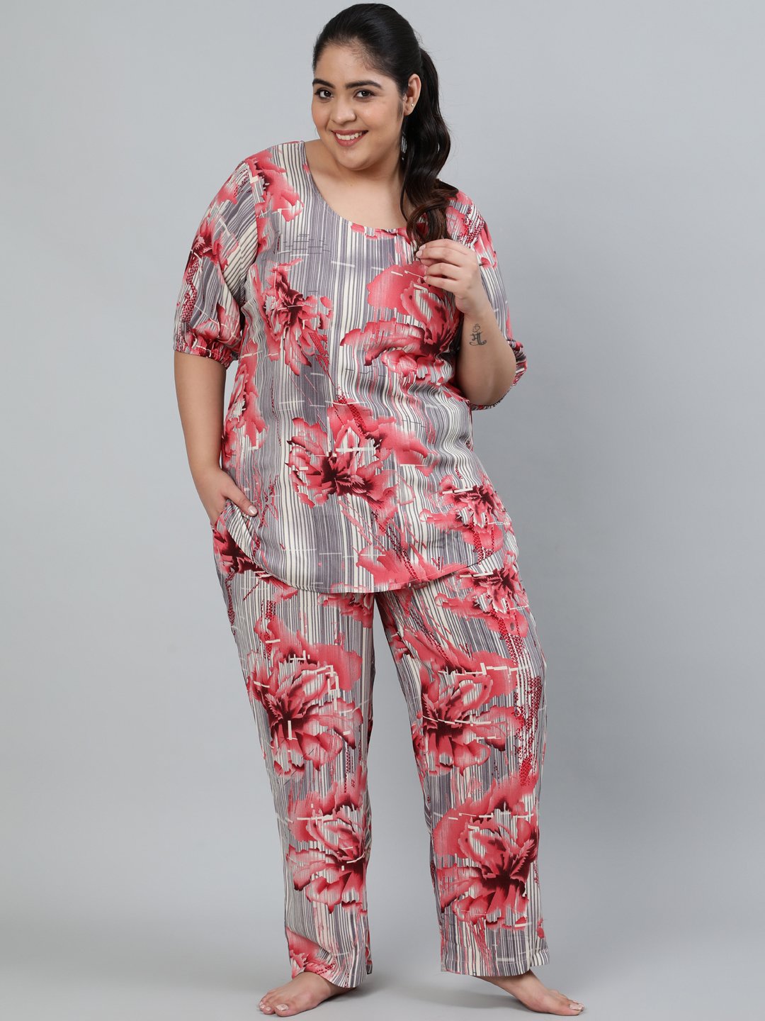 Women's Plus Size Grey Printed Night Suit With Half Sleeves