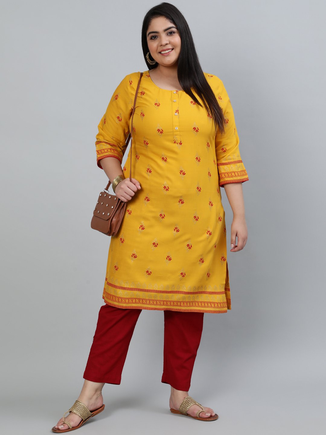 Women's Plus Size Yellow & Gold Printed Staright Kurta With Three Quarter Sleeves