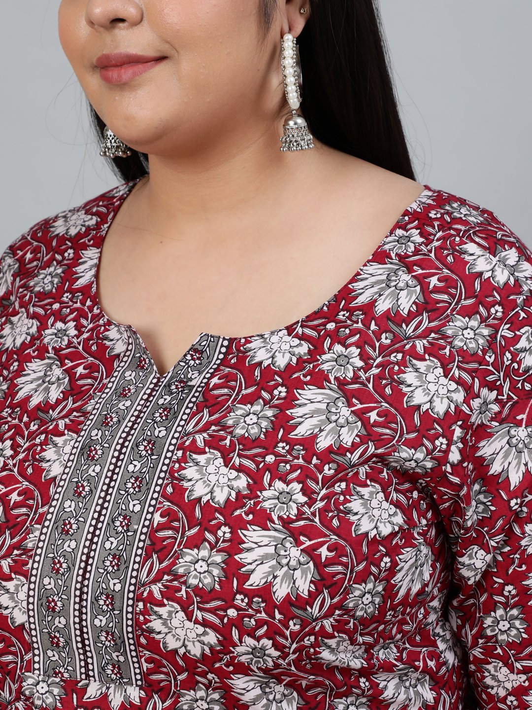 Women's Plus Size Red Printed Straight Kurta With Palazo & Dupatta