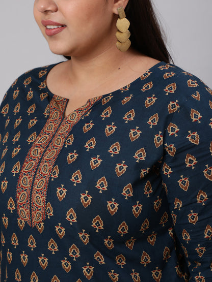 Women's Plus Size Navy Blue Tunic With Three Quarter Sleeves