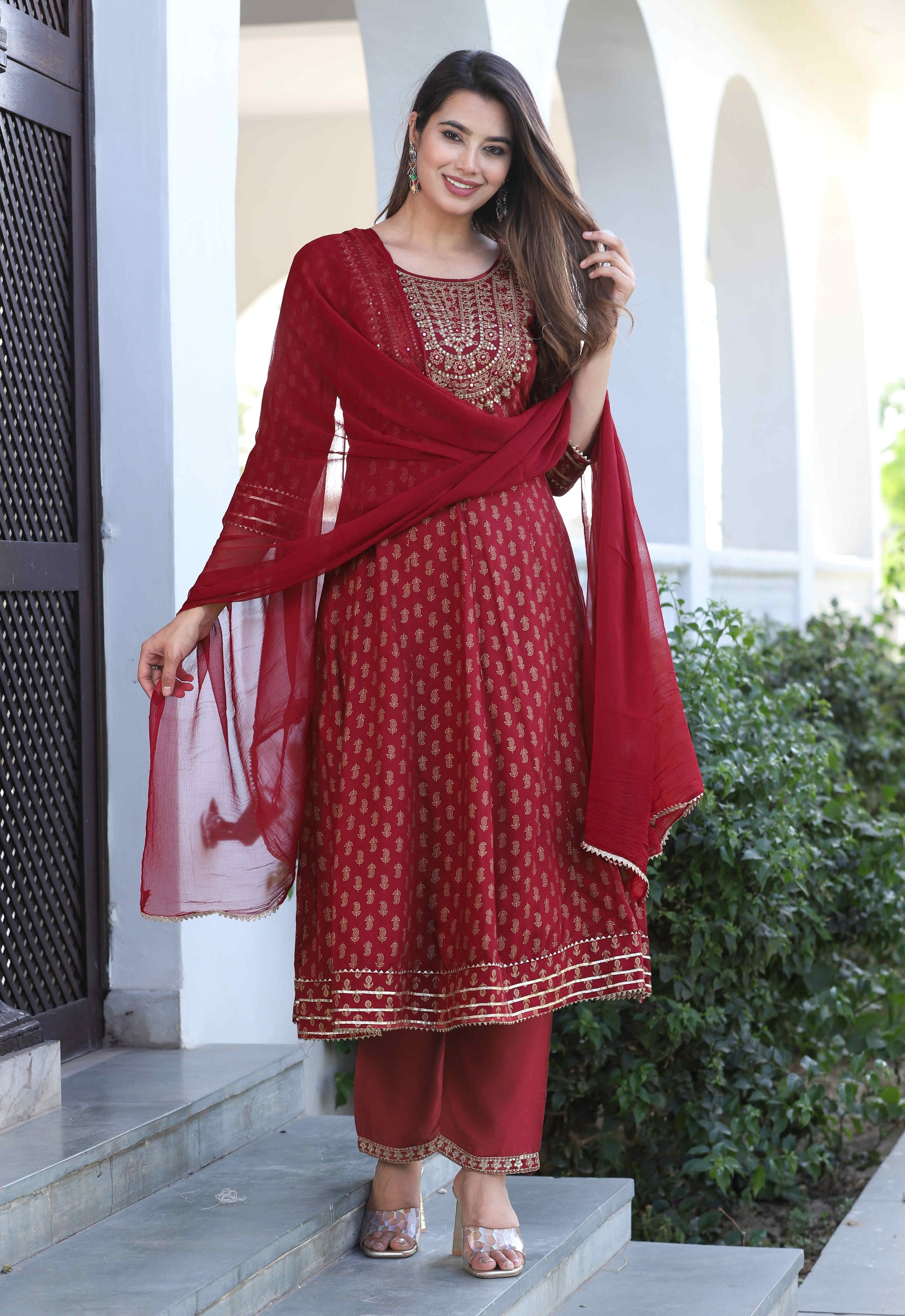 Color_Maroon