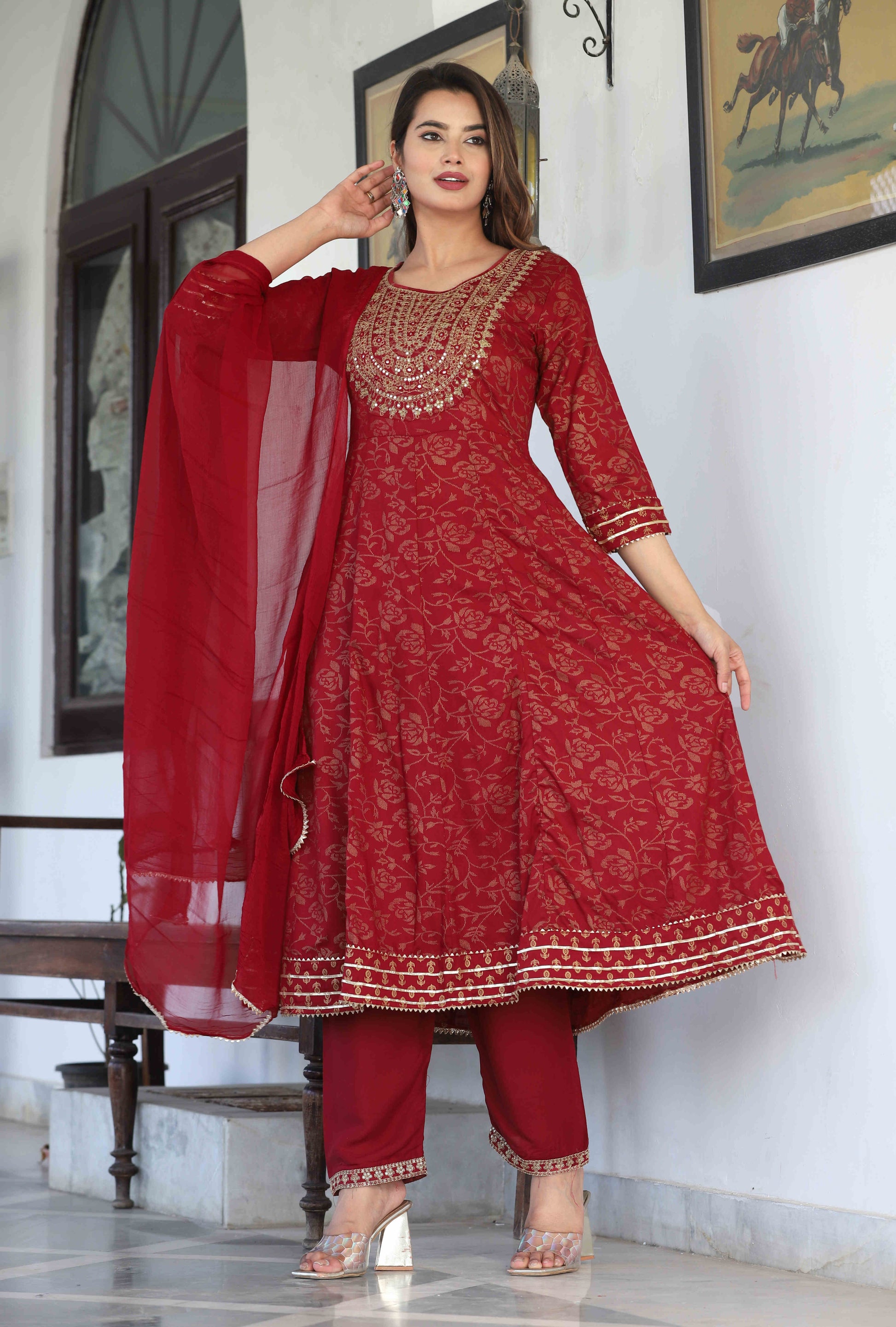 Color_Maroon