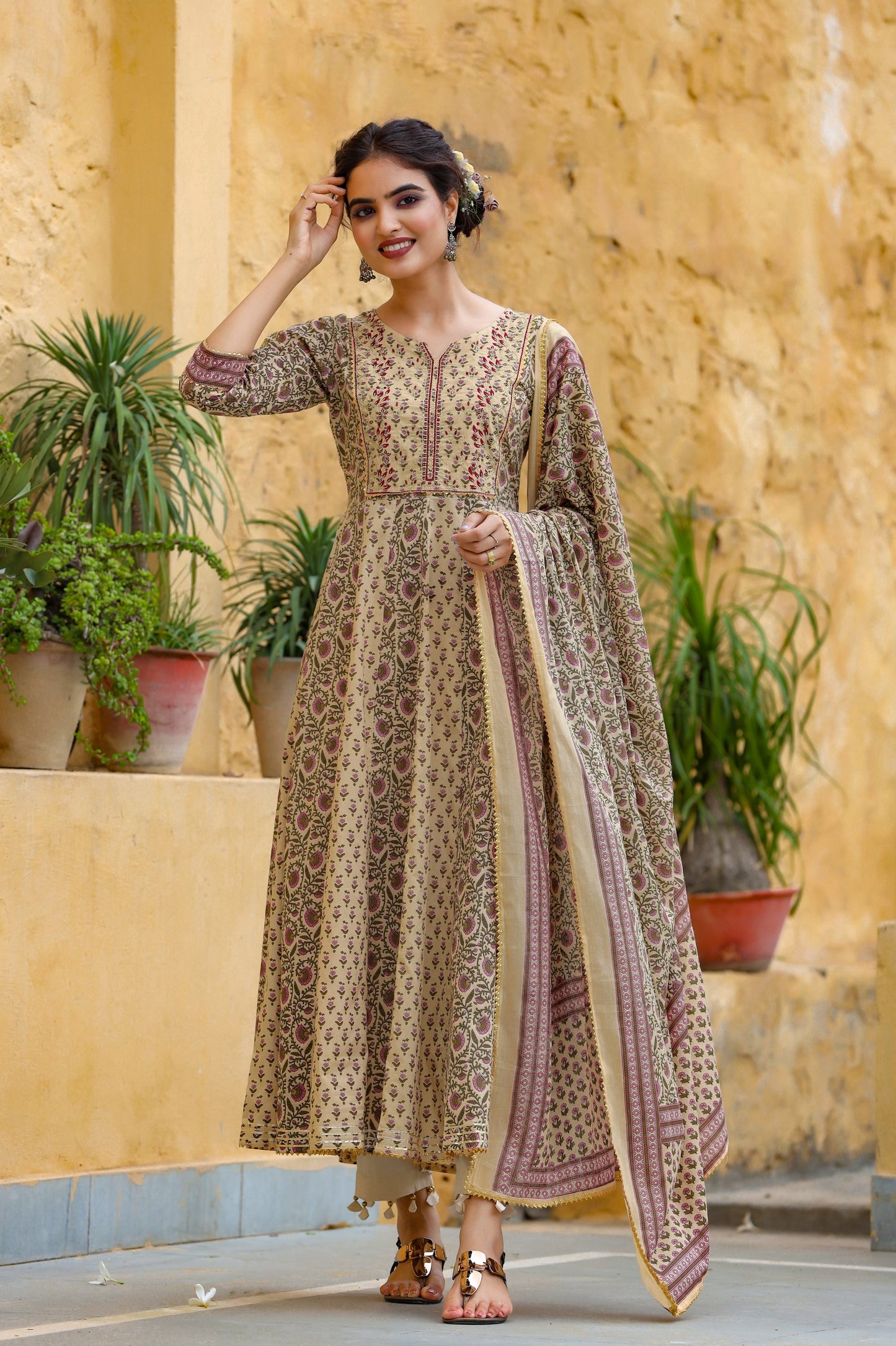 Women's Beige Handblock Printed Kurta With Dupatta