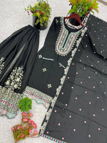 Color_Black