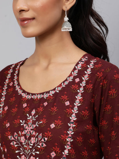 Women's Maroon Floral Print Flared Maxi Dress