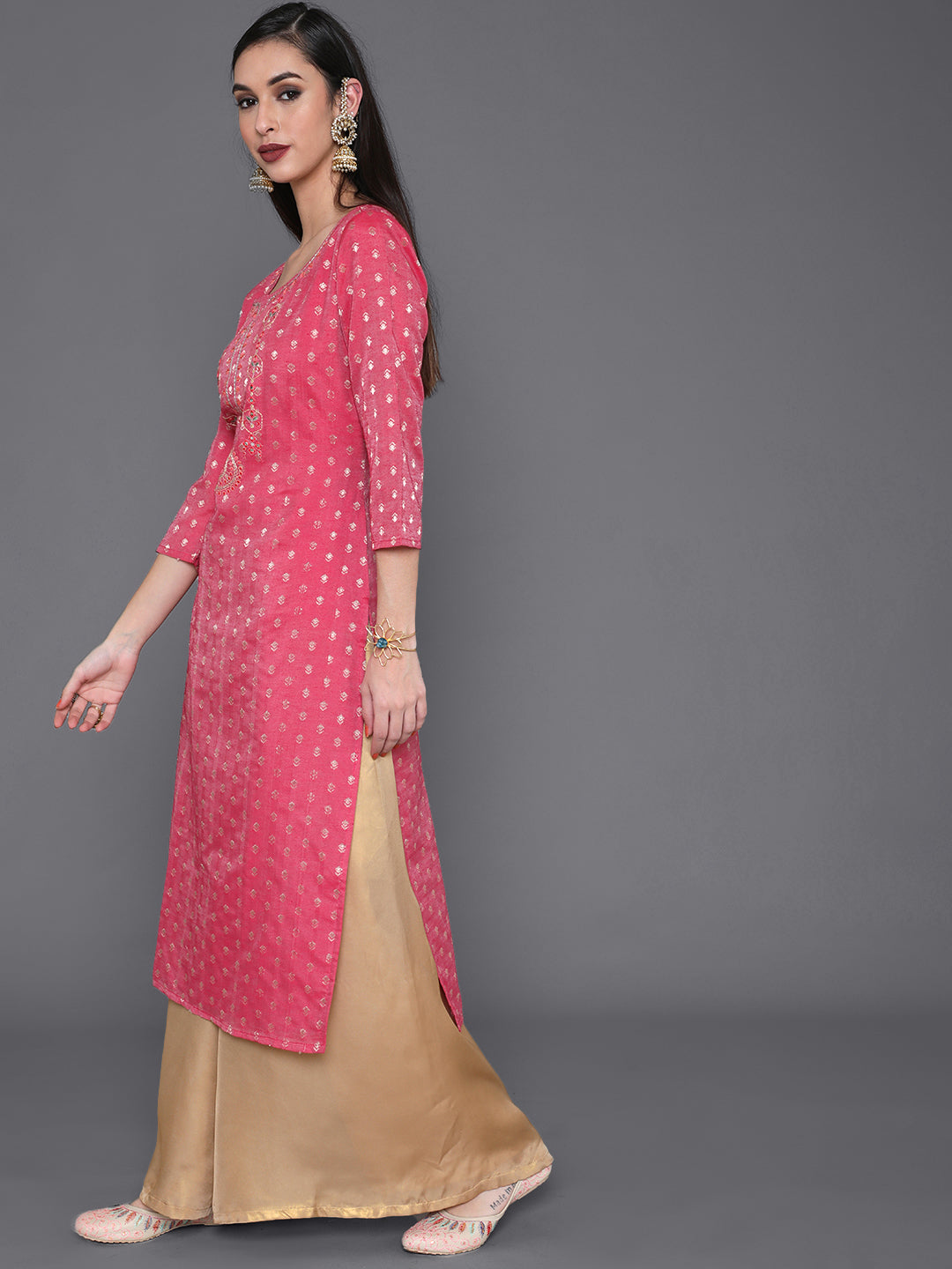 Women's Pink Dobby Designed Embroidered Kurta