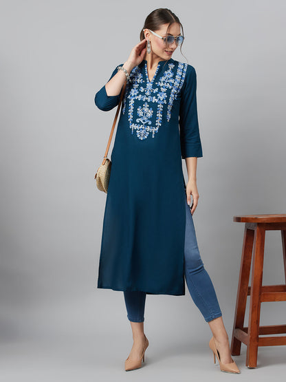 Women's Blue Embroidered Kurta