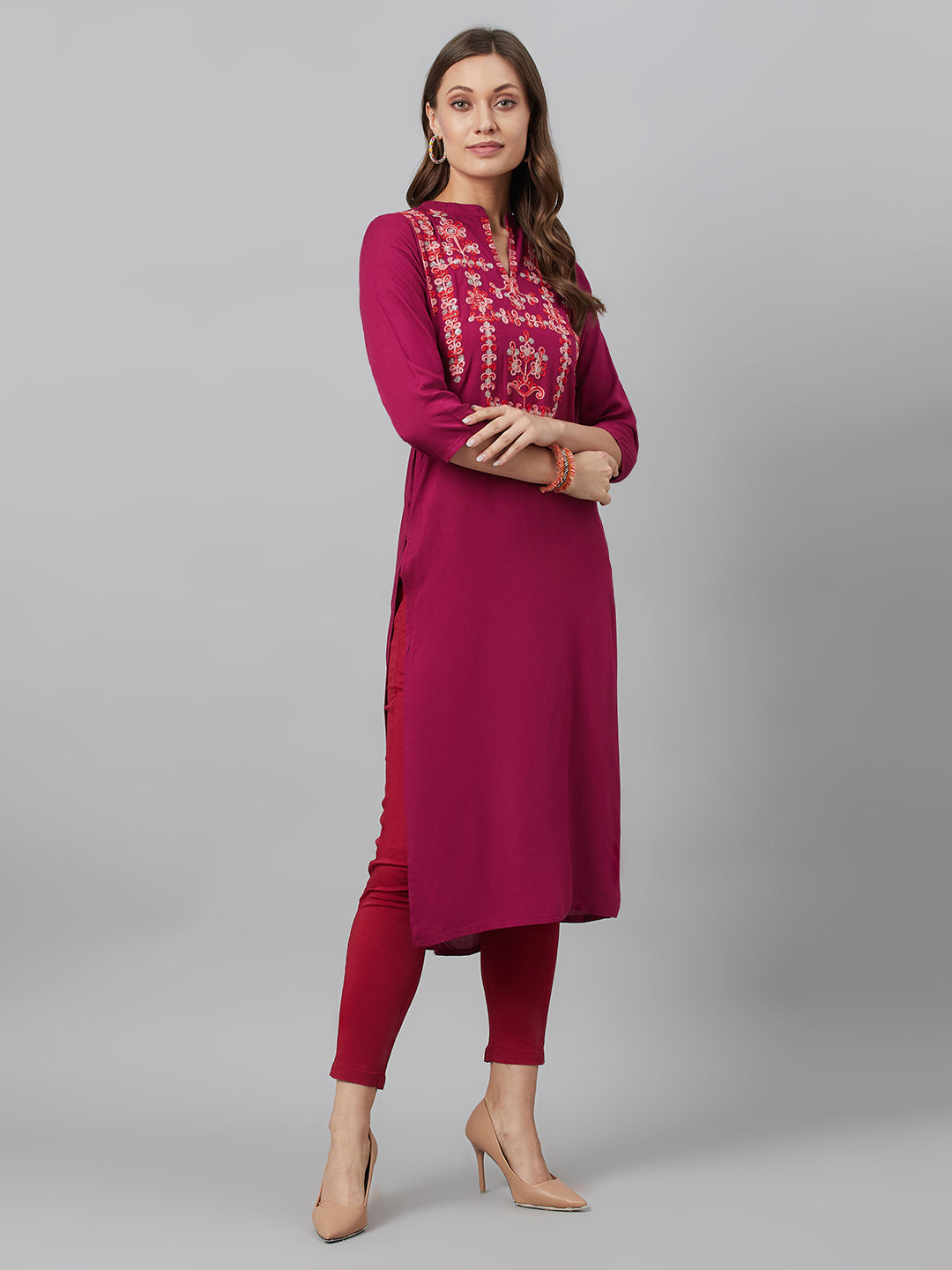 Women's Purple Embroidered Kurta