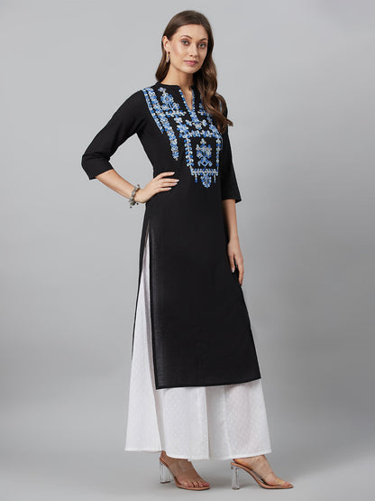 Women's Black Embroidered Kurta