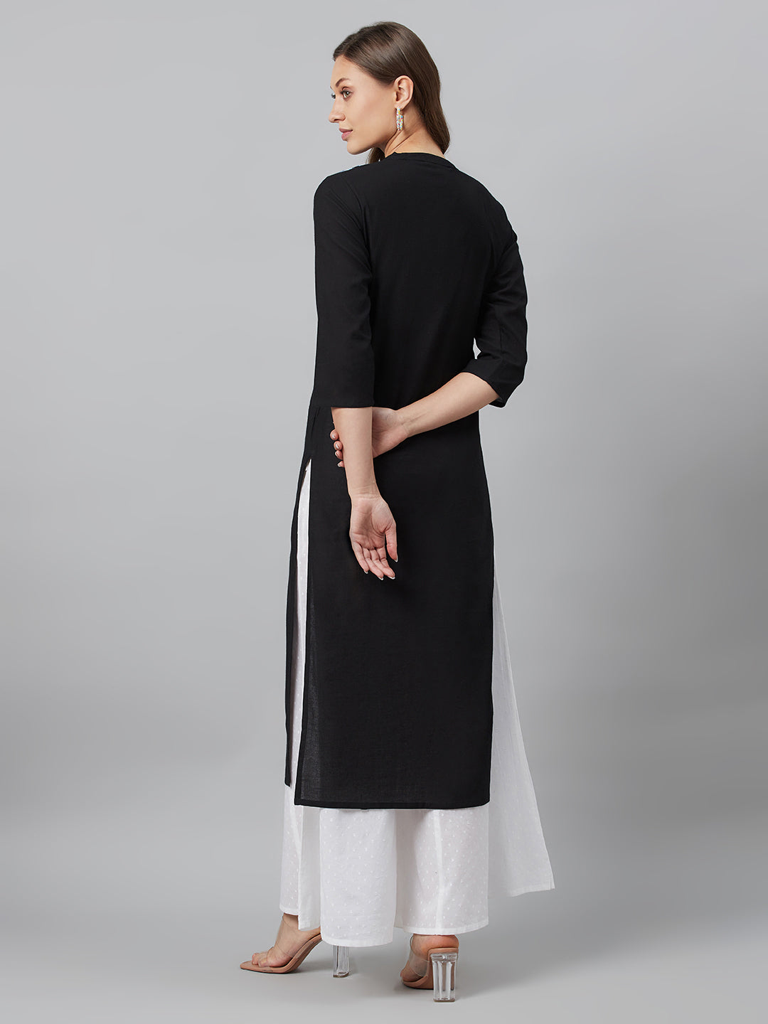 Women's Black Embroidered Kurta