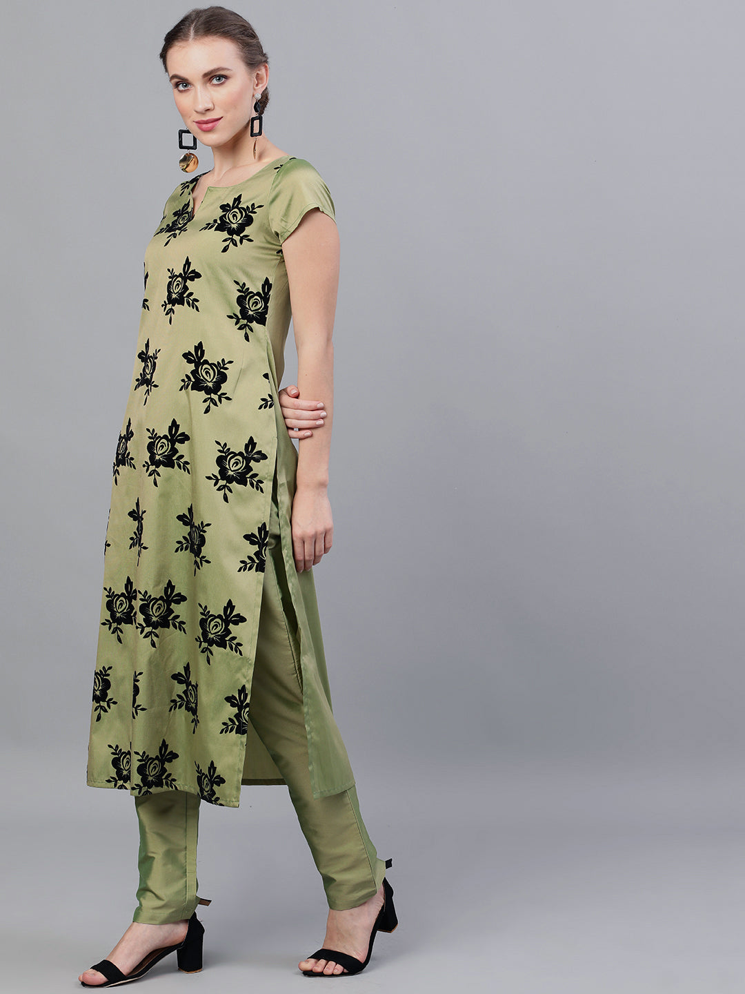 Women's Green Floral Print Kurta With Pant