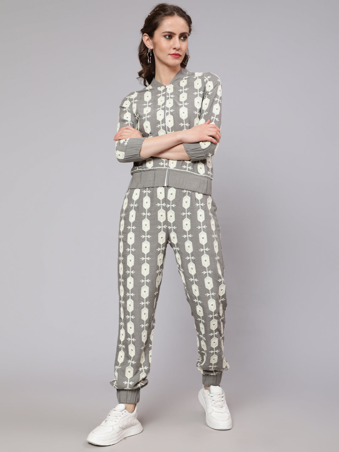 Color_Grey