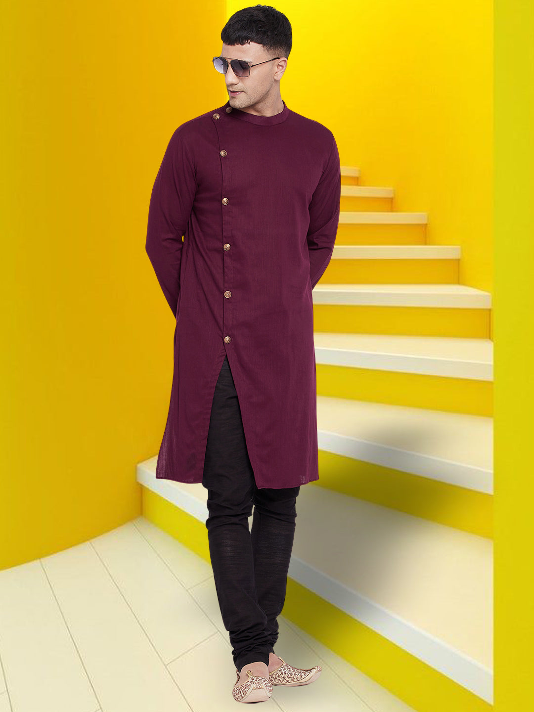 Color_Maroon