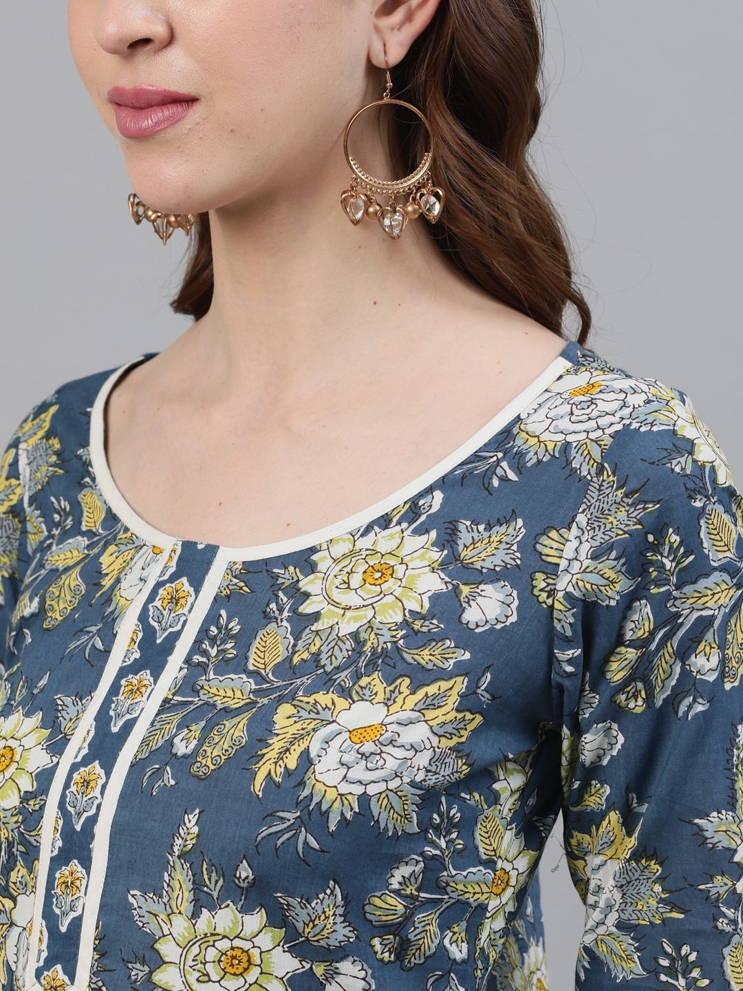 Women's Blue Floral Printed Straight Kurta