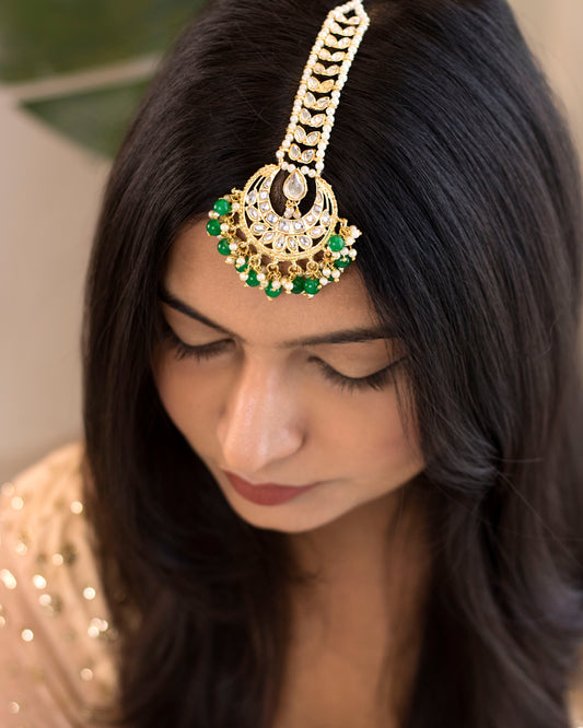 Women's Traditional Gold Plated Kundan & Pearl Studded Maang Tikka
