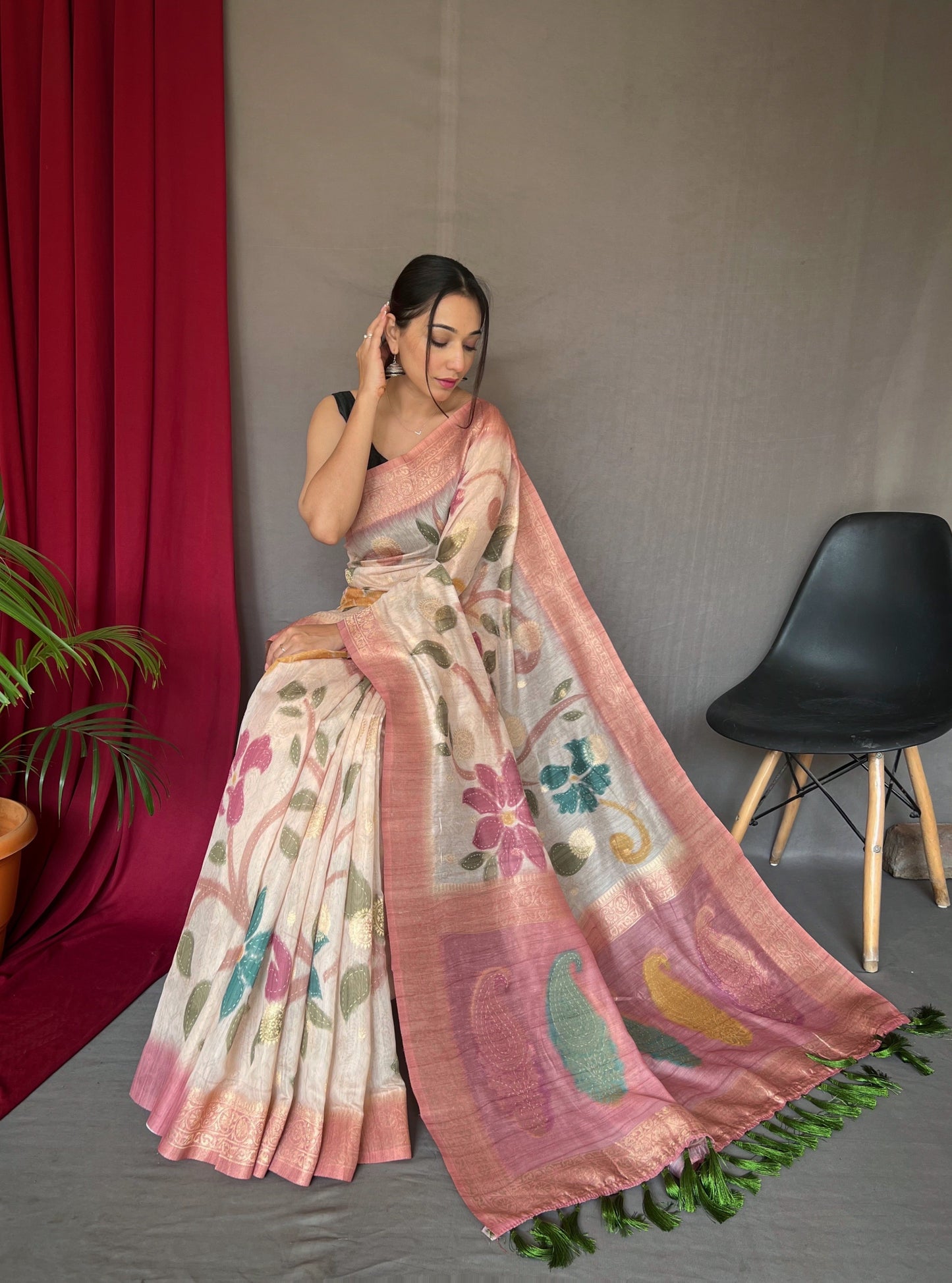 Women's Pink Color Chanderi Banarasi Silk Saree Pink