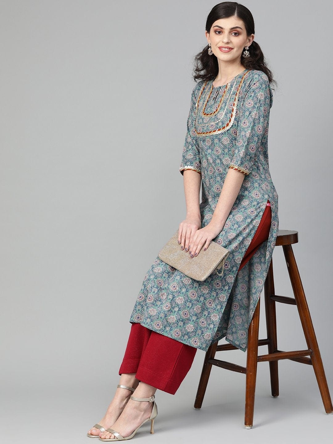 Women's Sea Green Floral Printed Straight Kurta