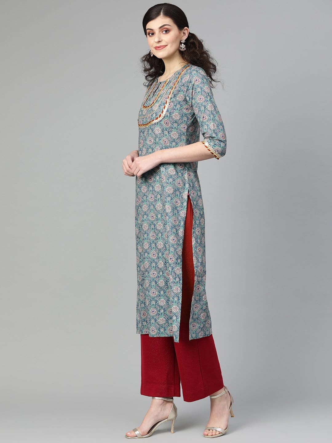 Women's Sea Green Floral Printed Straight Kurta