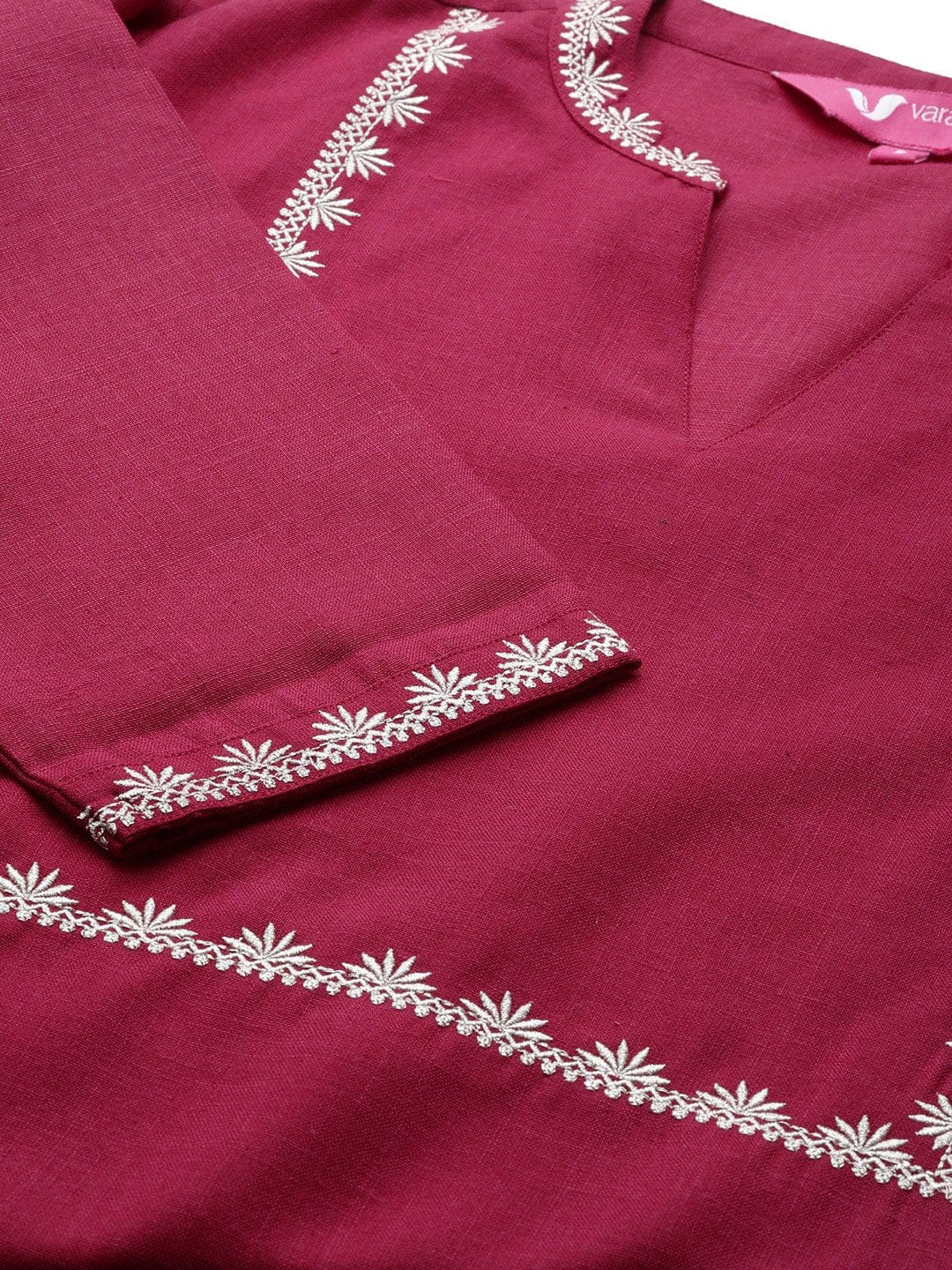 Women's Fuchsia Floral Zari Embroidered Straight Kurta