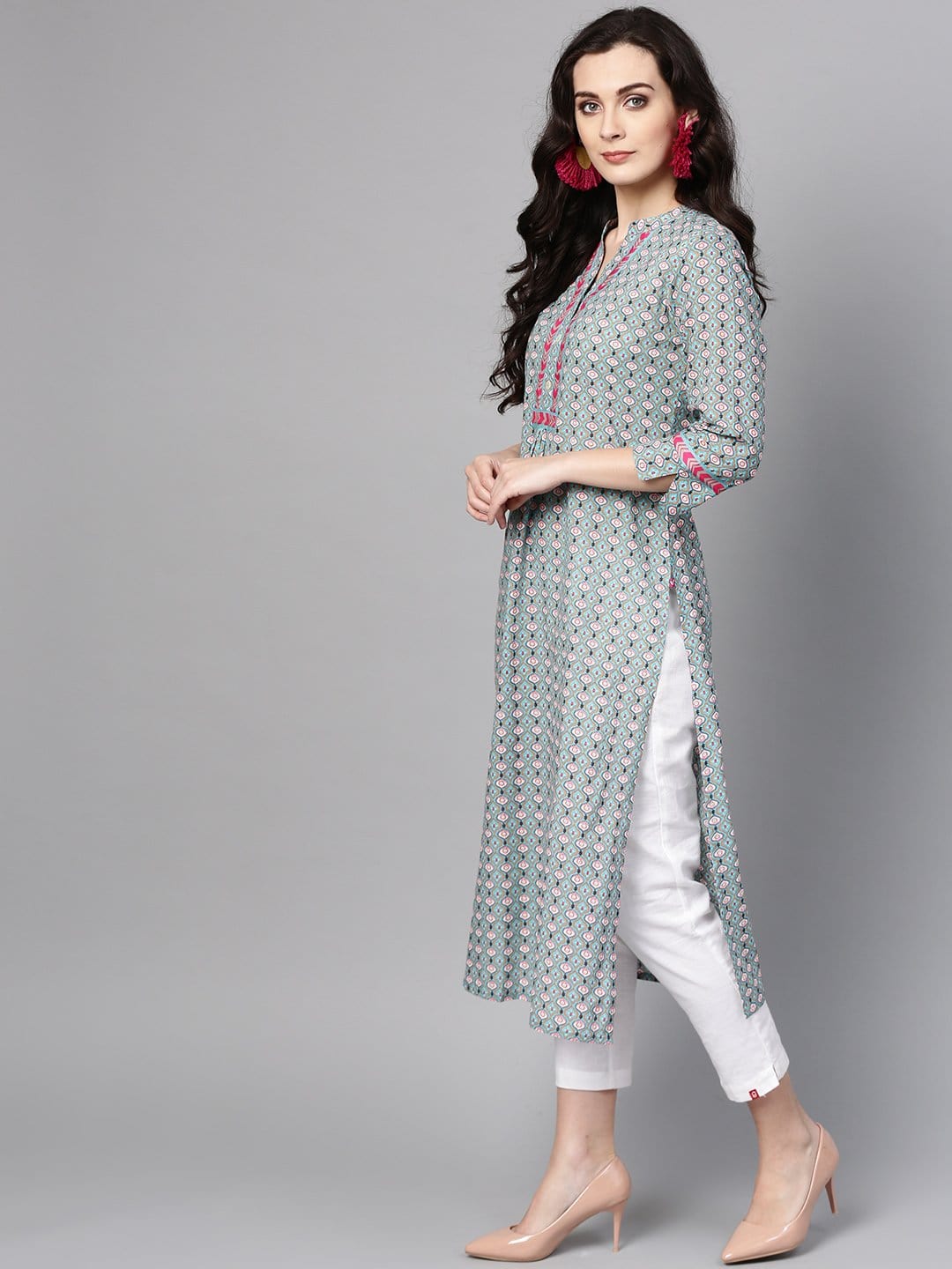 Women's Sea Green & Off-White Printed Straight Kurta