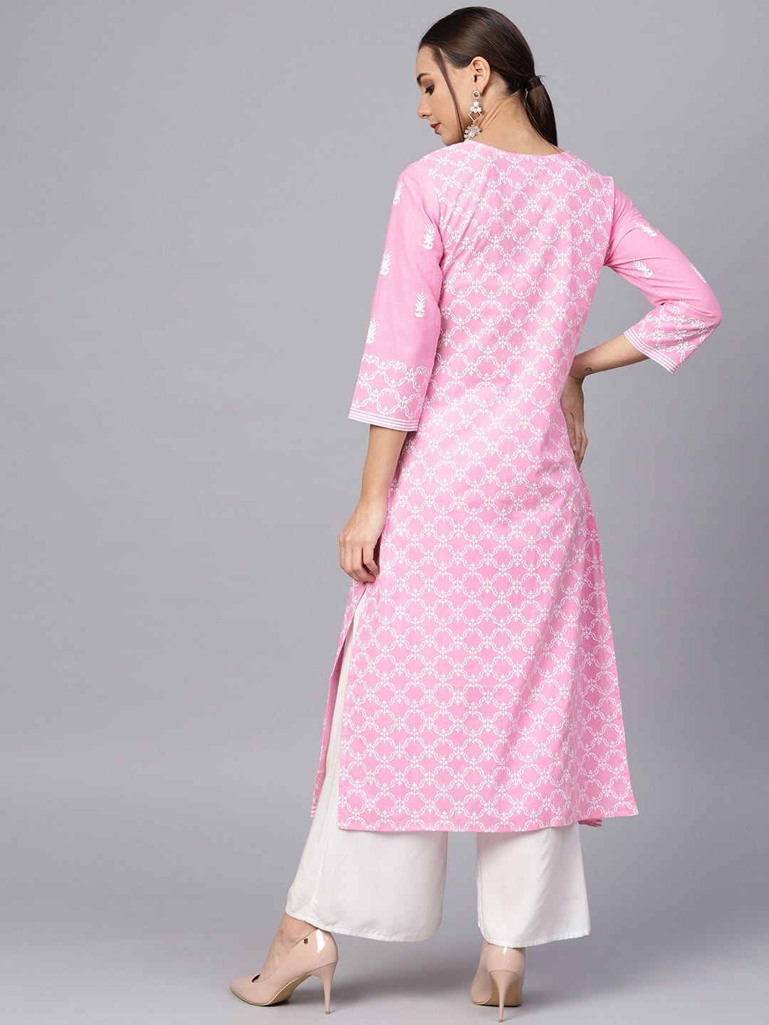 Women's Pink & White Printed Straight Kurta
