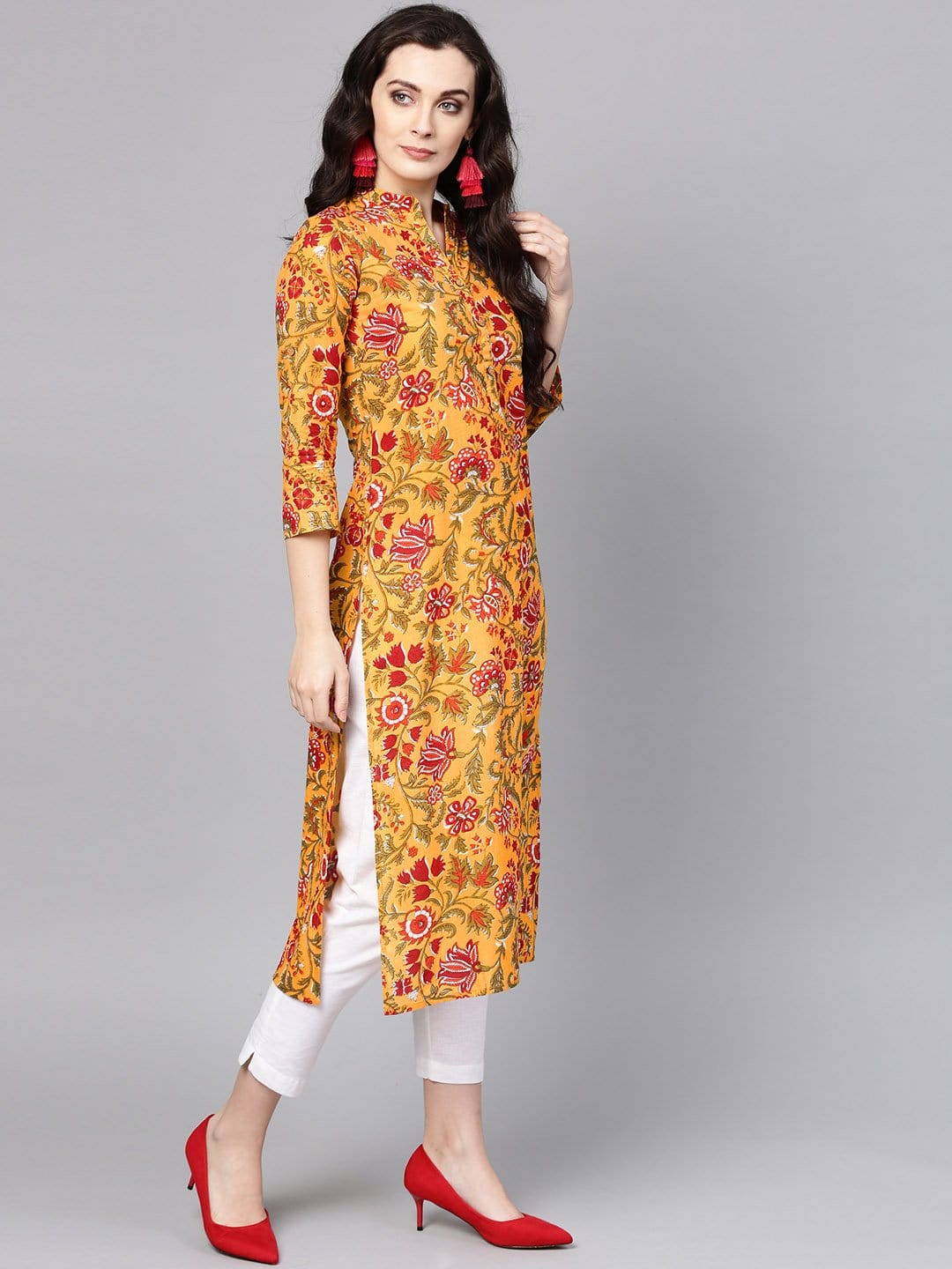Women's Mustard Yellow & Red Printed Straight Kurta