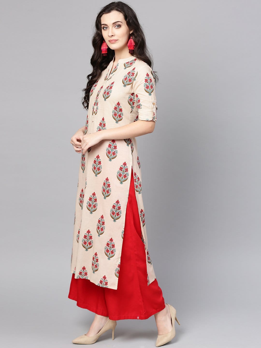 Women's Beige & Red Printed Straight Kurta