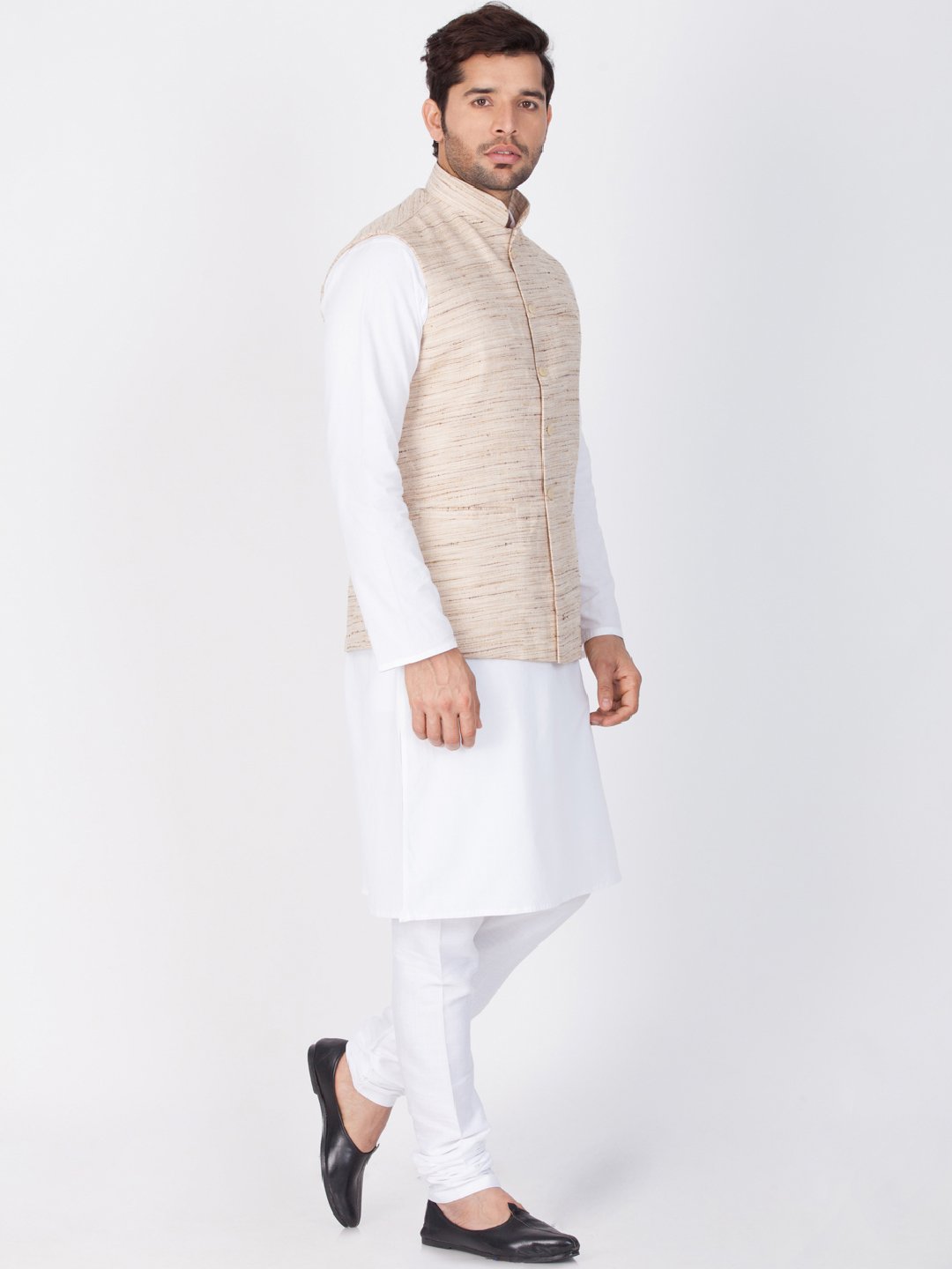 Men's White Cotton Blend Kurta, Ethnic Jacket and Pyjama Set