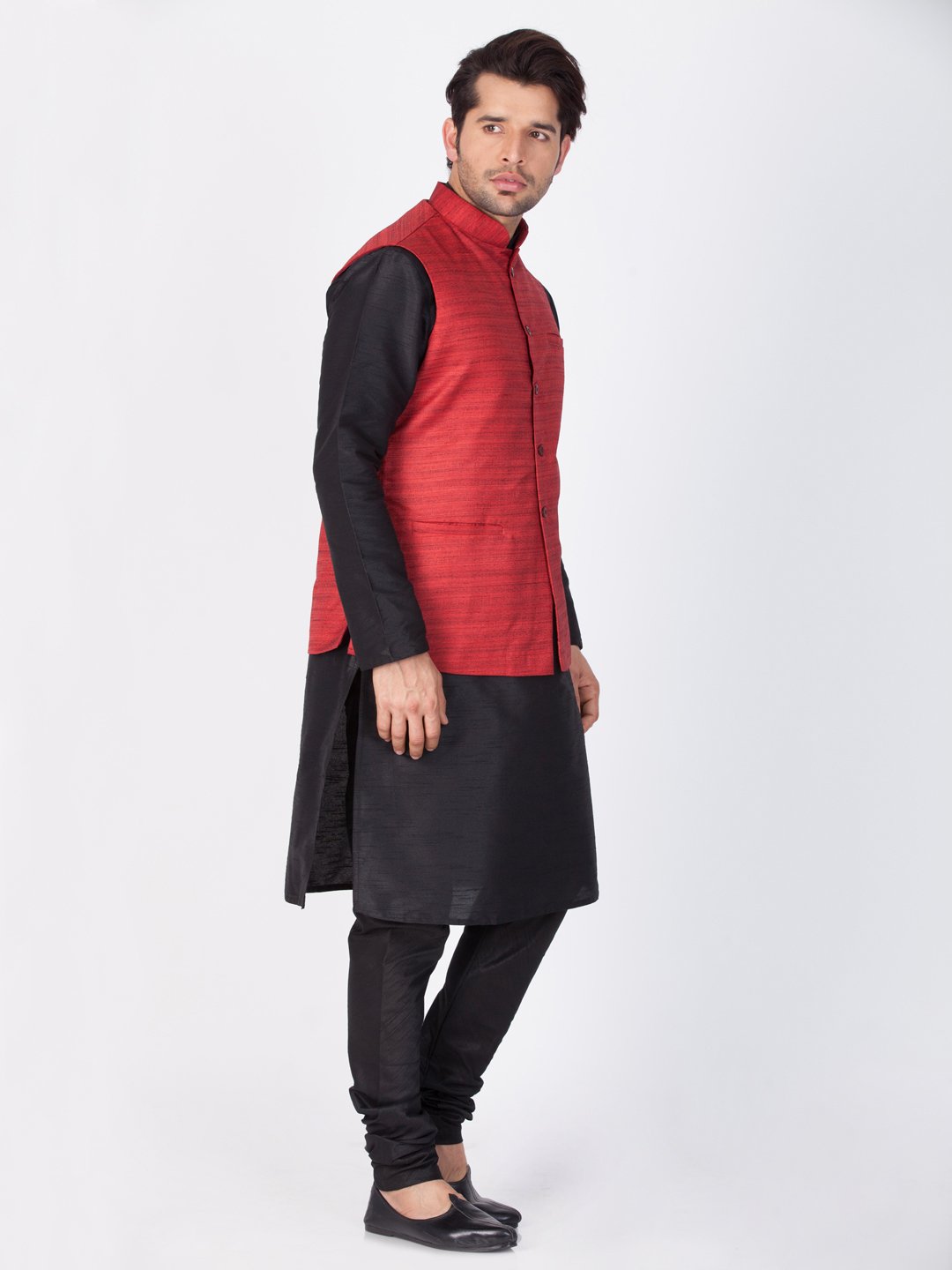 Men's Black Cotton Silk Blend Kurta, Ethnic Jacket and Pyjama Set