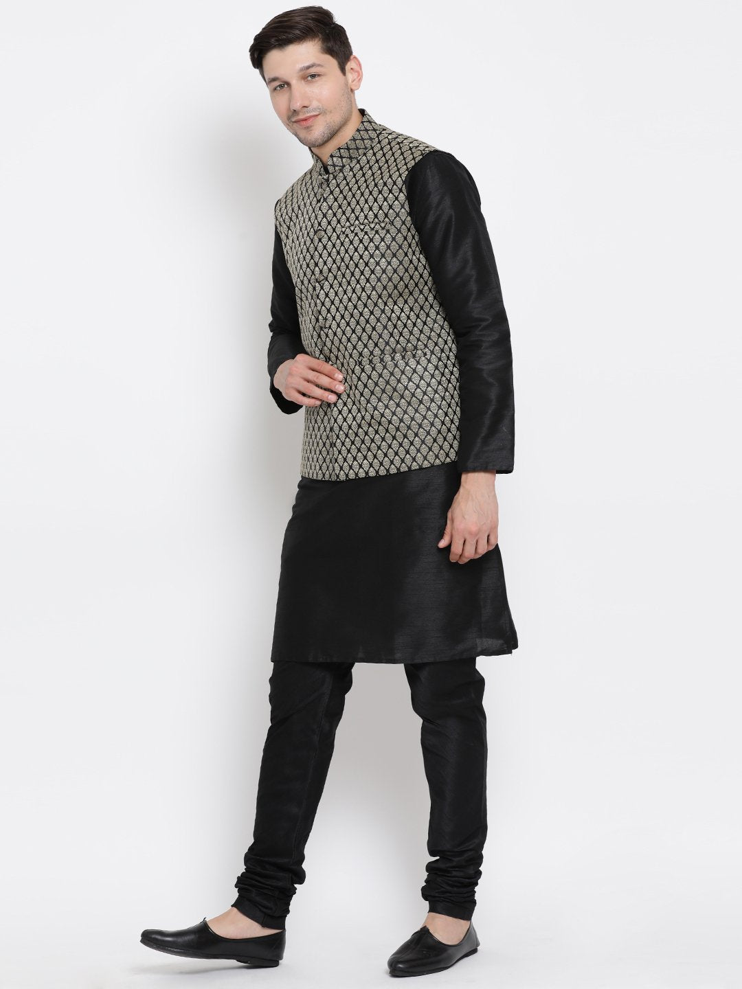 Men's Black Cotton Silk Blend Kurta, Ethnic Jacket and Pyjama Set